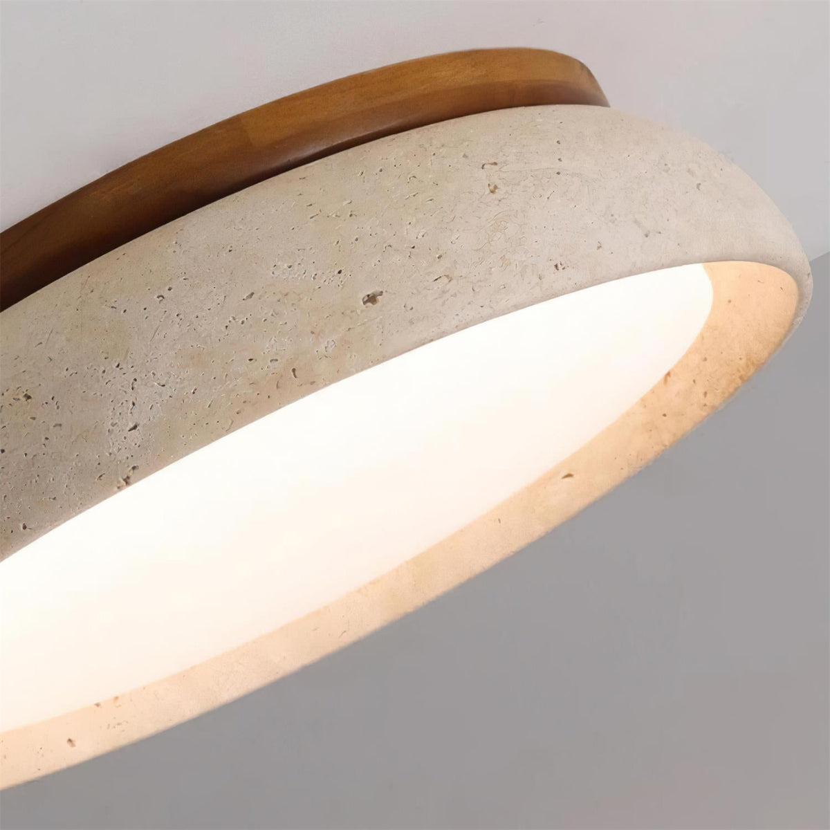 Ritta – Plafoniera LED in travertino – dettaglio 14